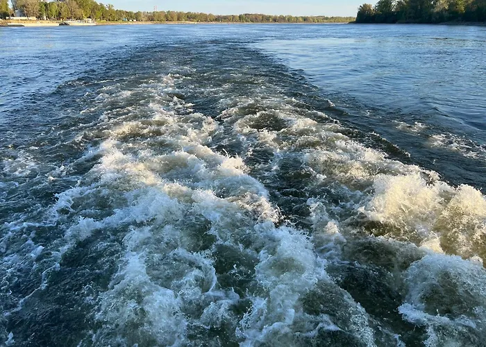 شقة Train Station With Terrasse 1 *